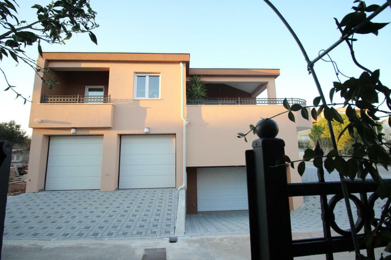 הוילה טרוגיר Lux Haus מראה חיצוני תמונה